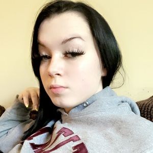 Meet your Posher, Remi